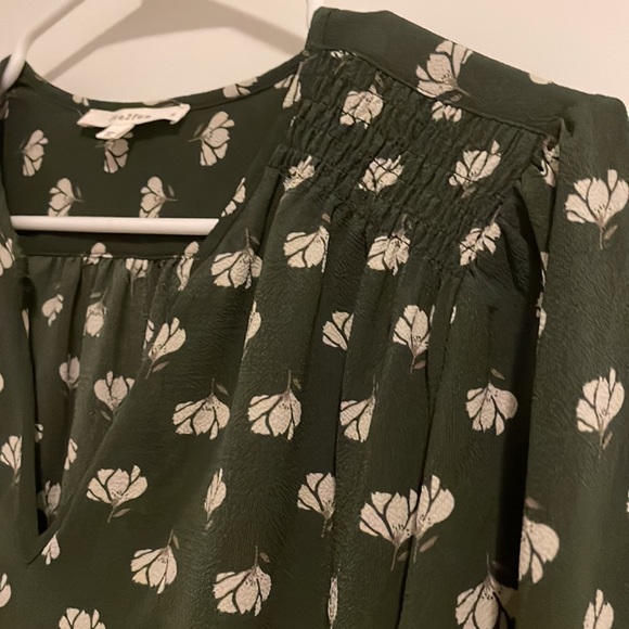 Fun2Fun flower patterned blouse - Picture 2 of 10